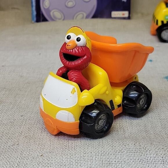 Sesame Street ELMO, COOKIE, MONSTER, ERNIE 2001 Construction Vehicles Cars VTG - Picture 4 of 11